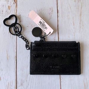 NWT VICTORIA SECRET Black Metallic Crackle Heart Card Case Keychain 🖤